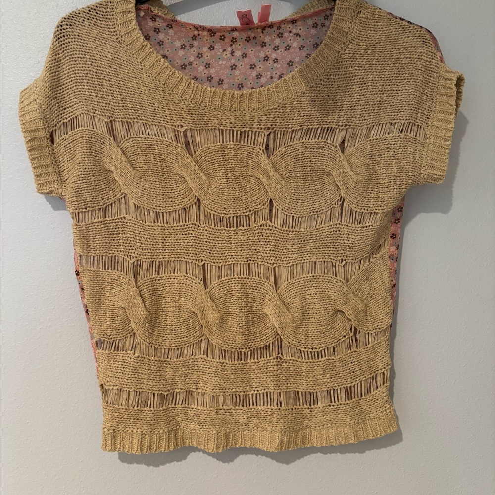 Cable Knit Short Sleeve Sweater